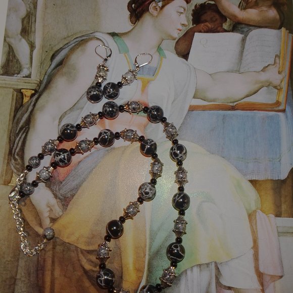 Handmade Mediterranean necklace/earring set with black/gray beads & silver caps - Picture 3 of 7